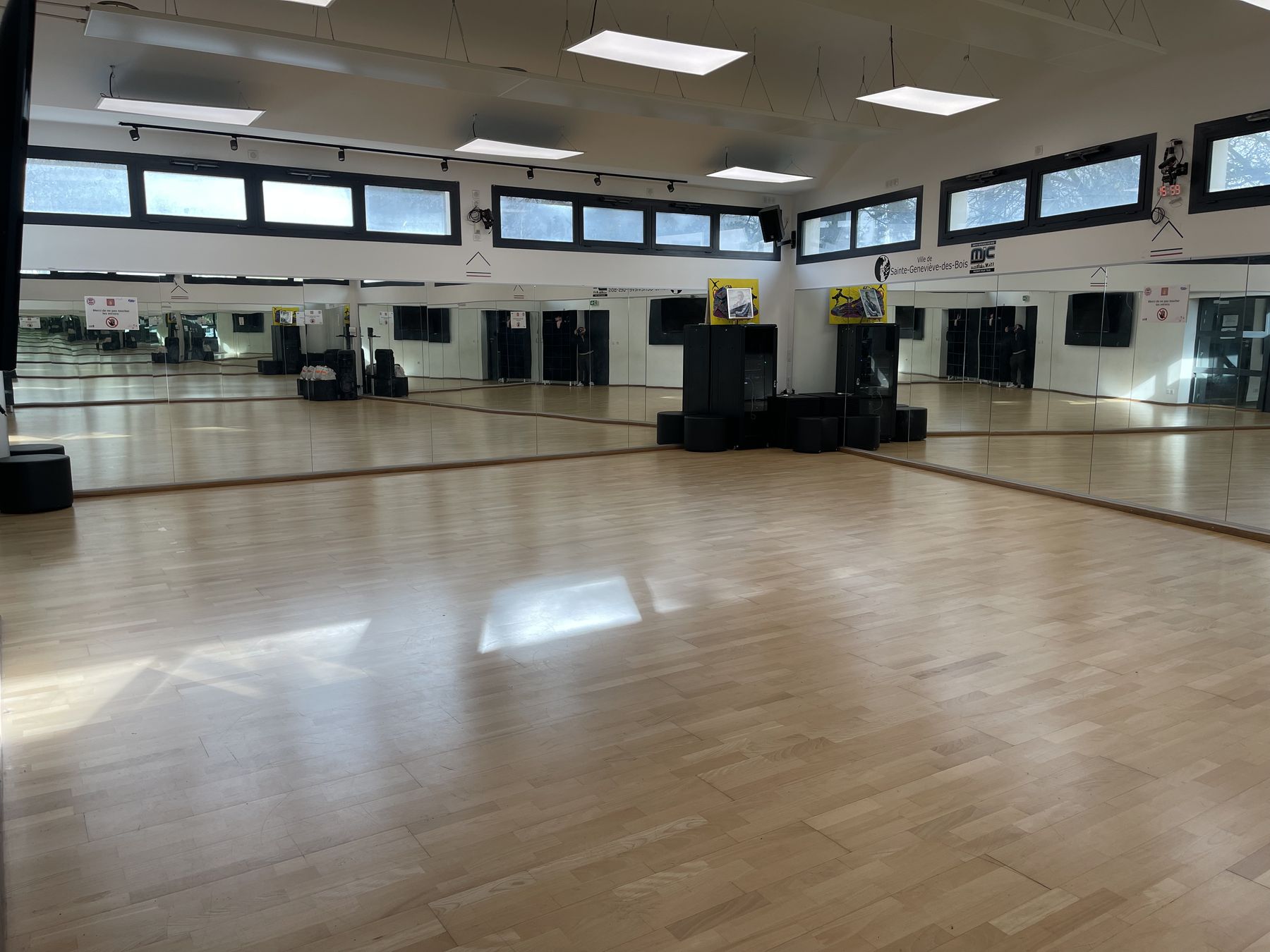 Vue de la salle de danse
