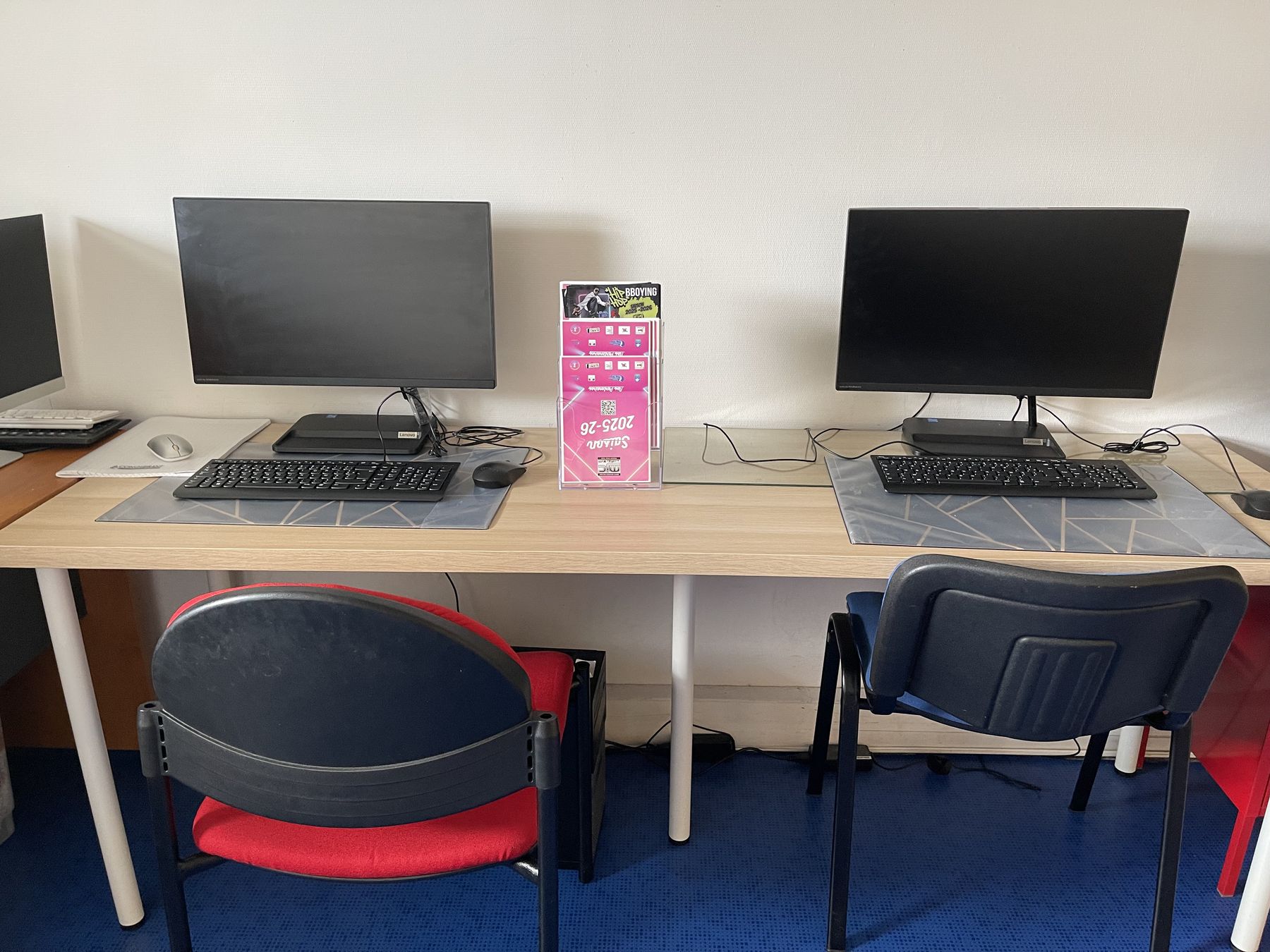 Les postes informatiques